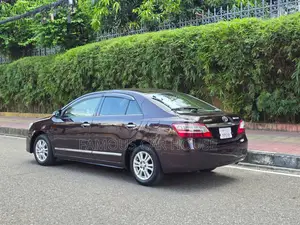 Toyota Premio 1.5 Front-Wheel Drive 2015 Maroon