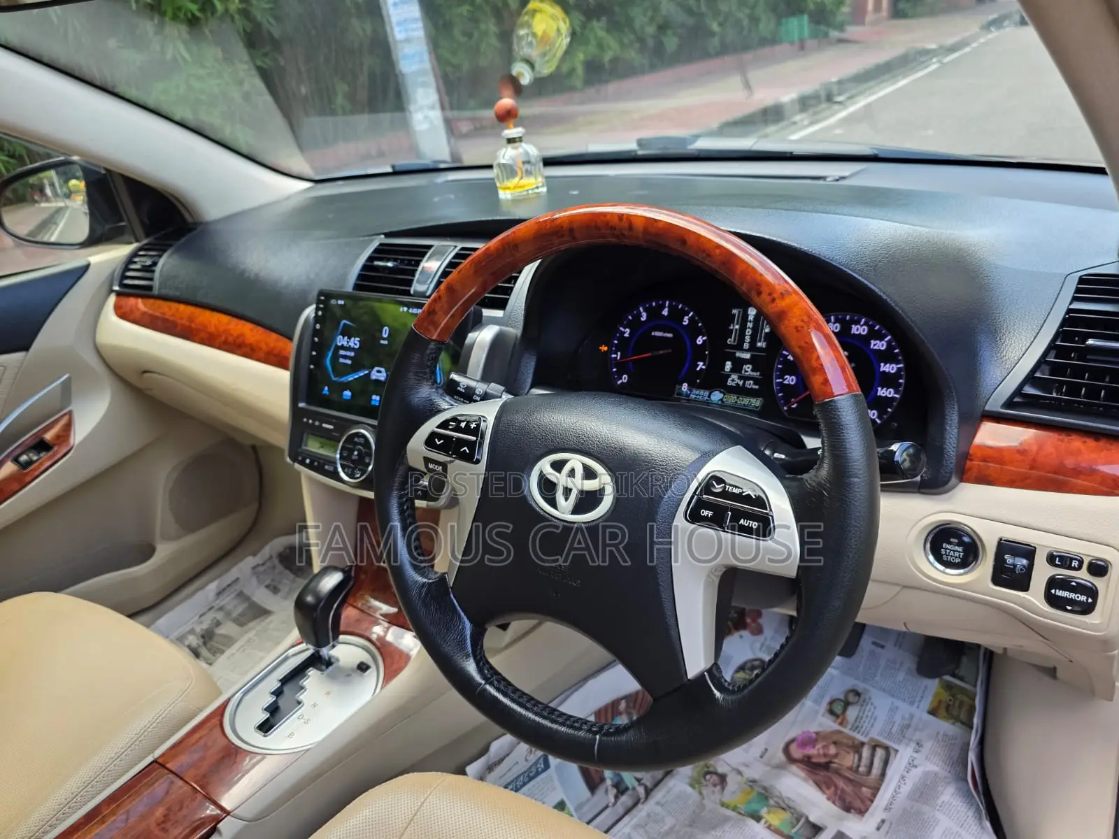 Toyota Premio 1.5 Front-Wheel Drive 2015 Maroon
