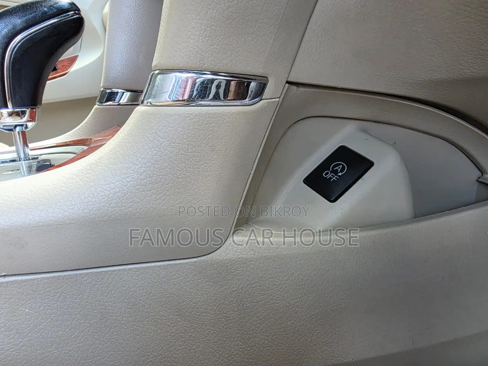 Toyota Premio 1.5 Front-Wheel Drive 2015 Maroon