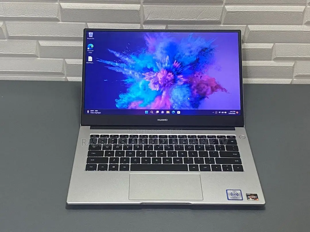 Laptop Huawei 3GB Intel SSD 256GB