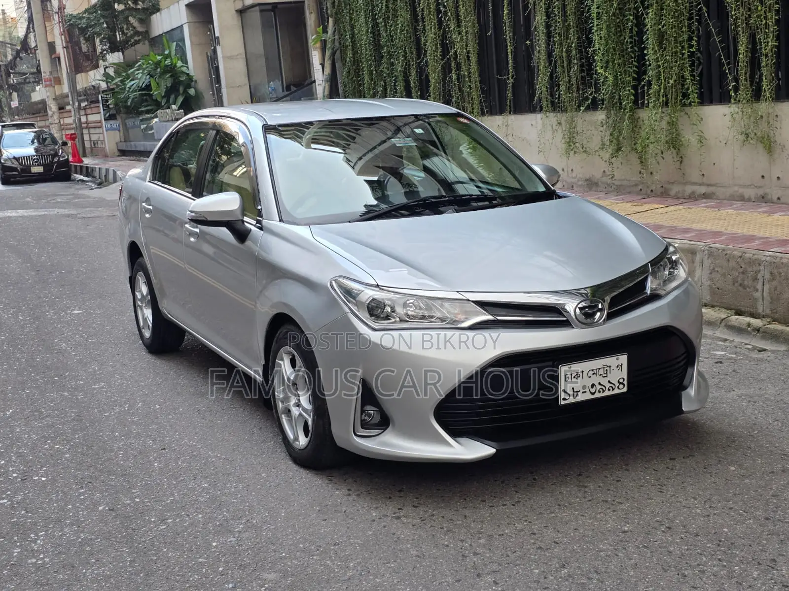 Toyota Axio 1.3 X 2WD 2019 Silver