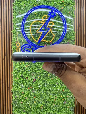 Google Pixel 6a 128 GB White