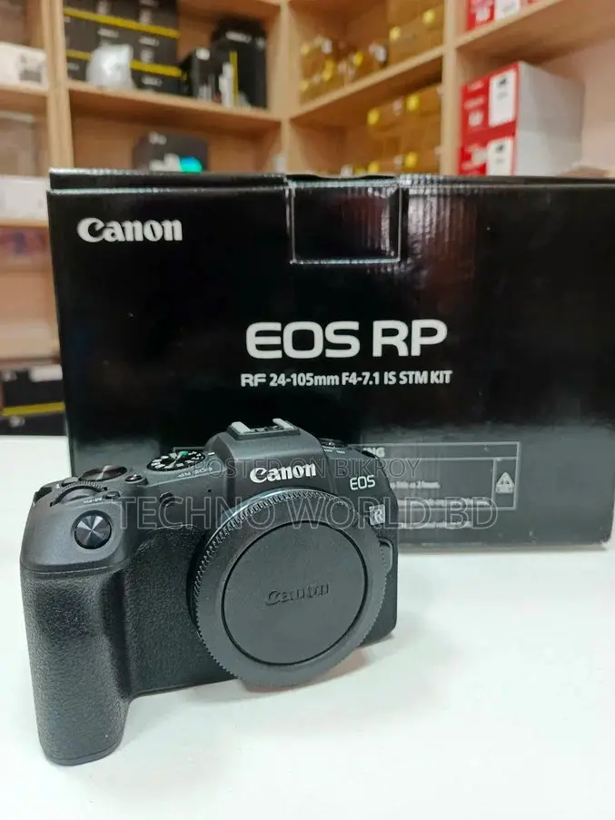 Canon EOS RP Mirrorless Camera With 24-105mm F/4-7.1 IS STM Lens