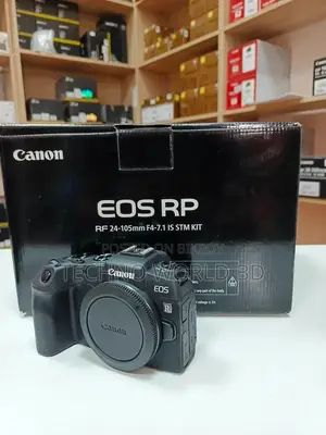 Canon EOS RP Mirrorless Camera With 24-105mm F/4-7.1 IS STM Lens