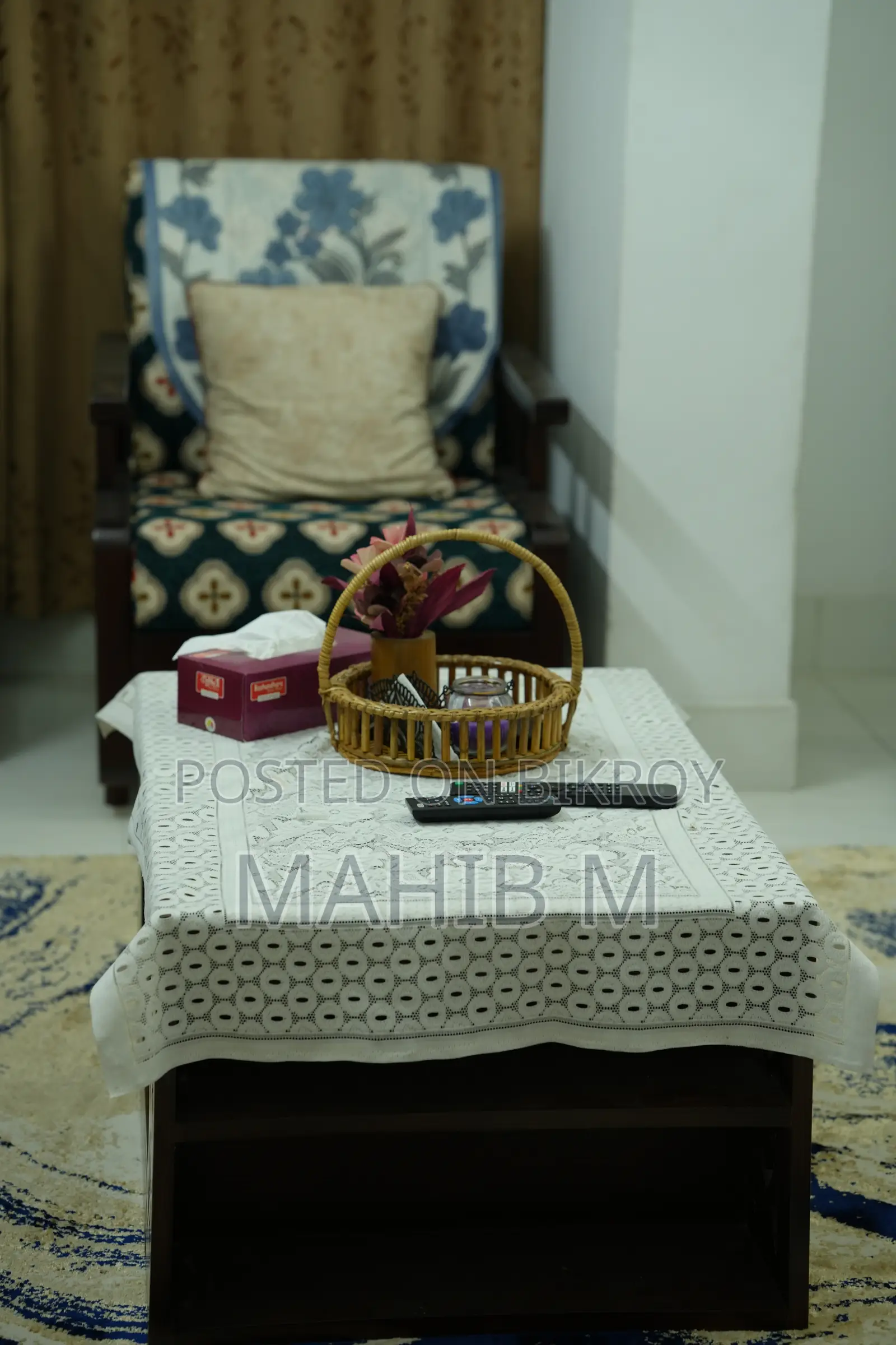Navana Sofa With Centre Table