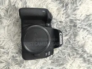 Canon 77D Only Body