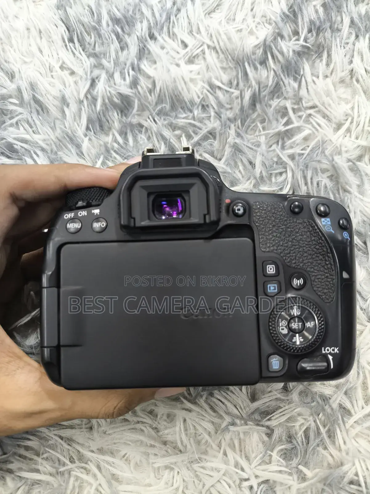 Canon 77D Only Body