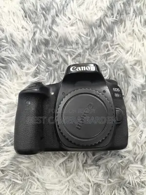 Canon 80D Only Body