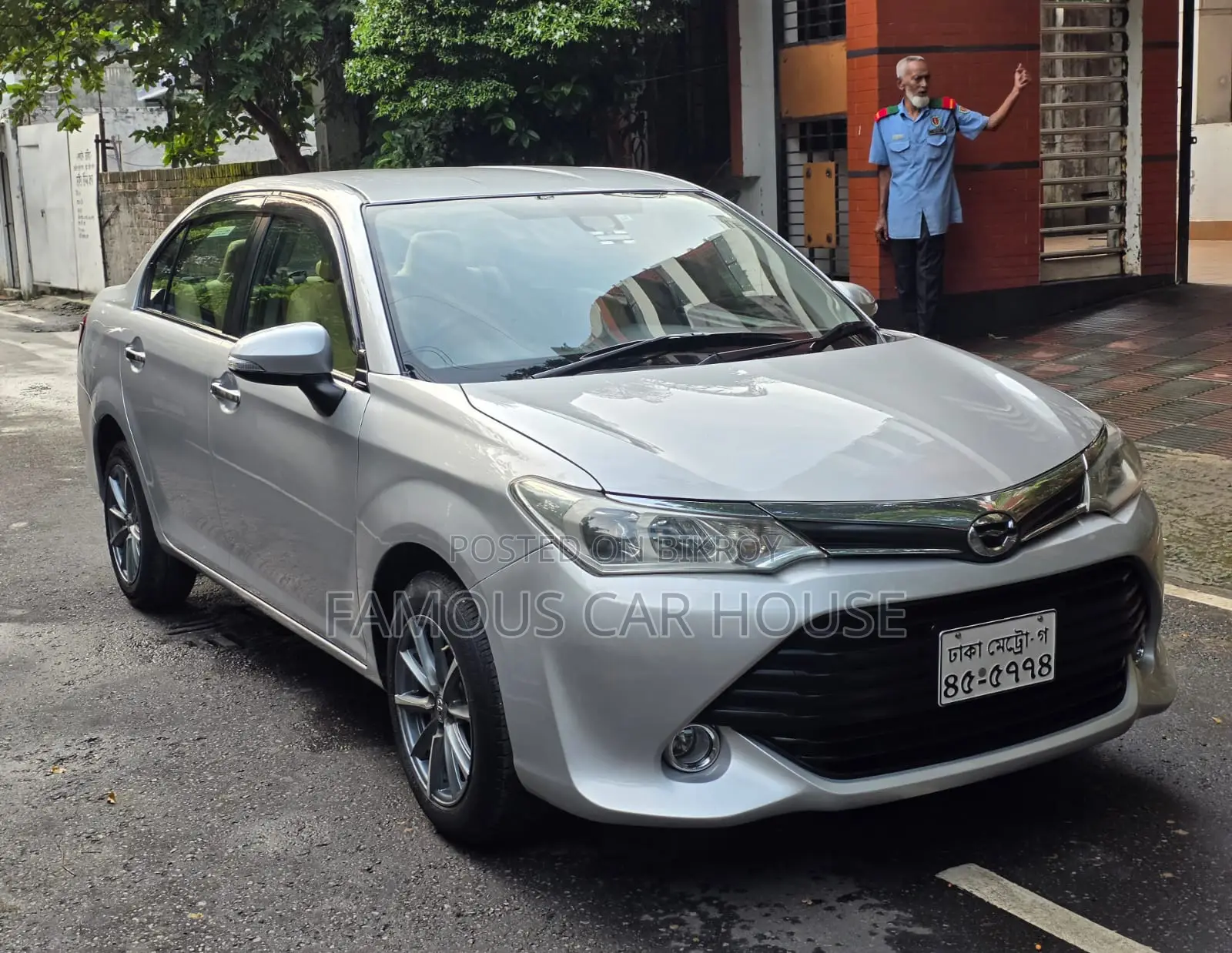 Toyota Axio 1.3 X 2WD 2016 Silver