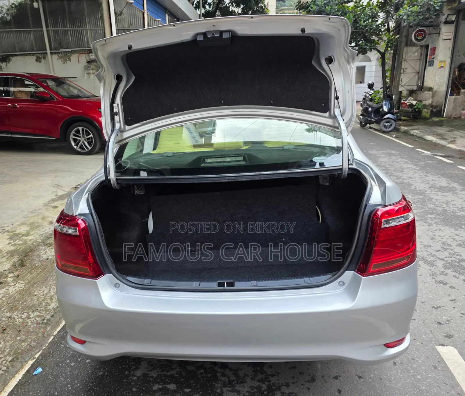 Toyota Axio 1.3 X 2WD 2016 Silver