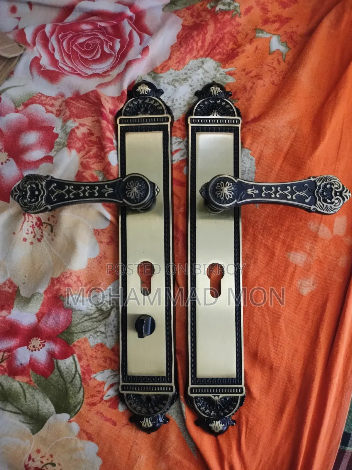 হ্যান্ডেল ডোর লক