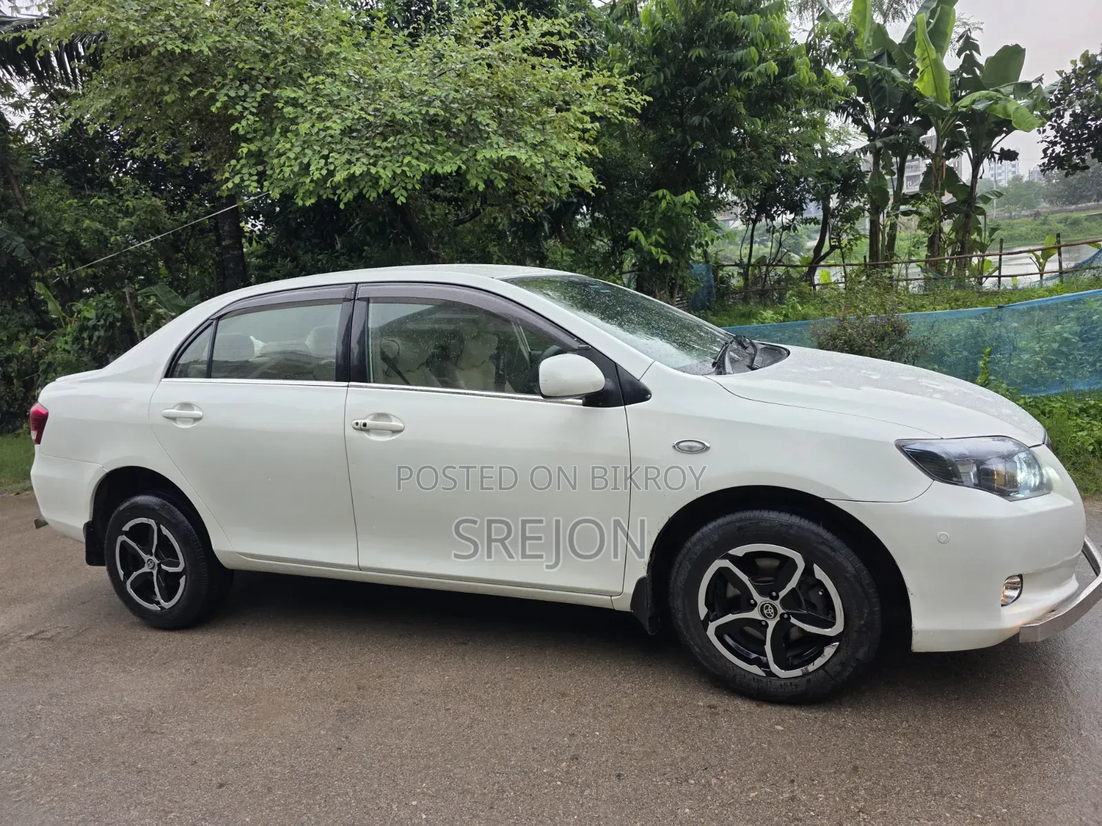 টয়োটা এক্সিও ২০০৬ পার্ল