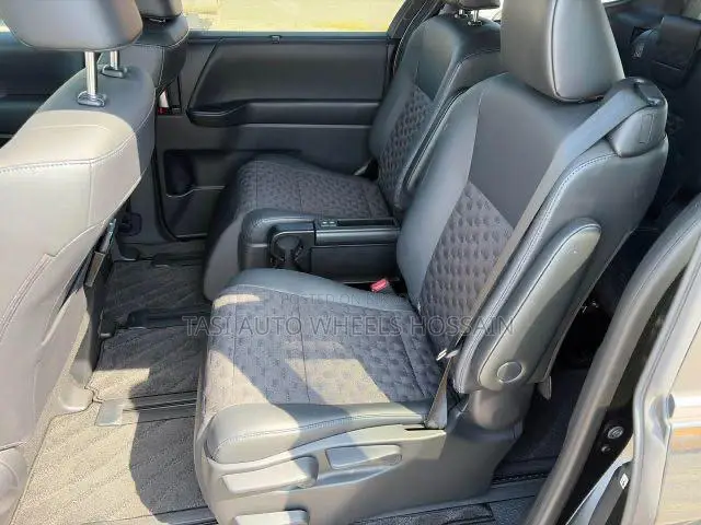 Toyota Voxy Hybrid S-G 2WD 7-Seater 2022 Black