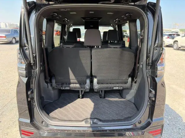 Toyota Voxy Hybrid S-G 2WD 7-Seater 2022 Black