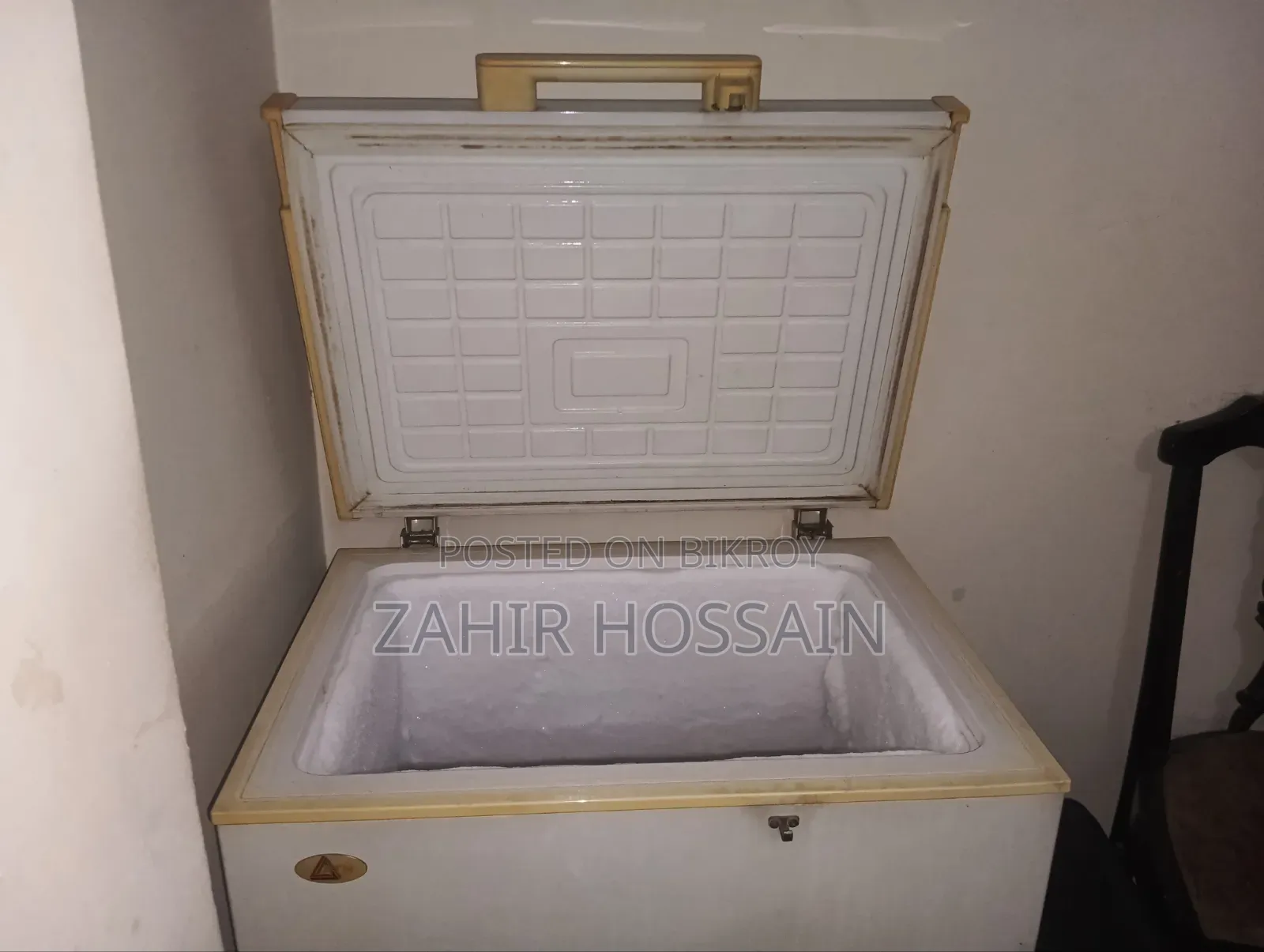 Deep Fridge 200L