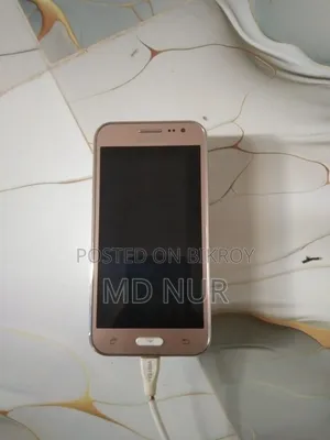 Samsung Galaxy J2 8 GB Gold