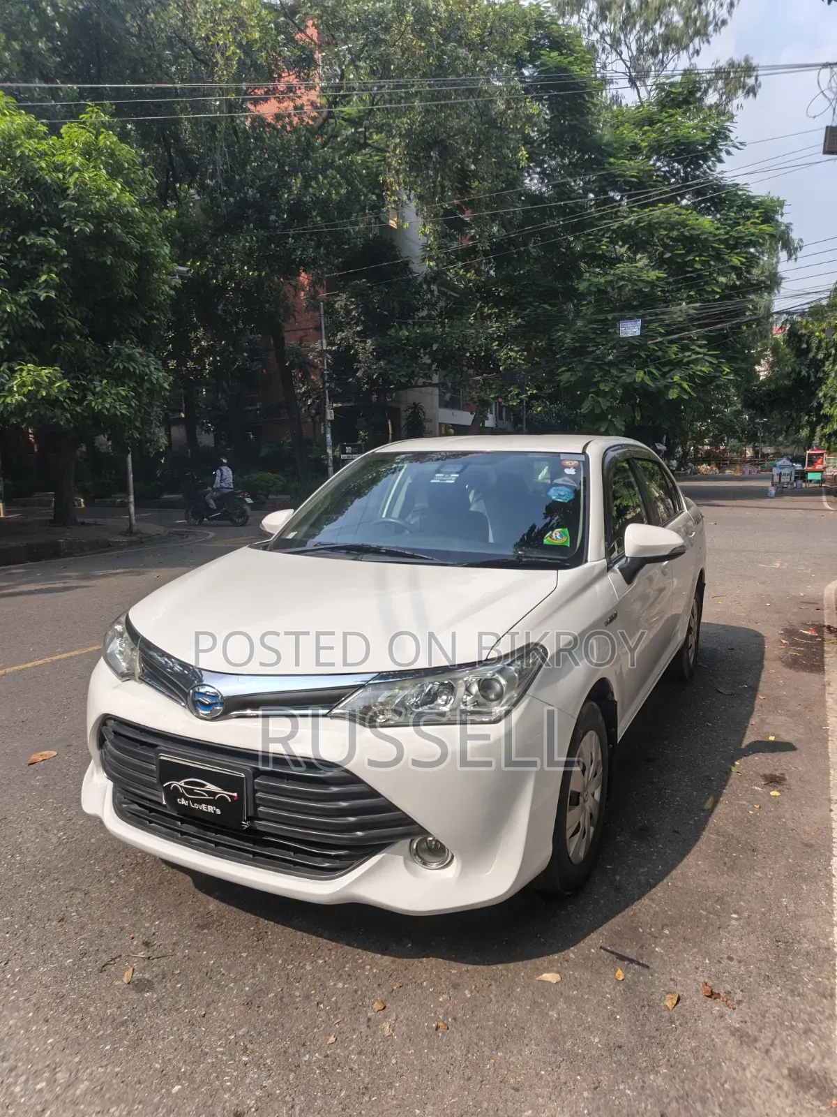 Toyota Axio 1.5 Hybrid 2WD 2017 White