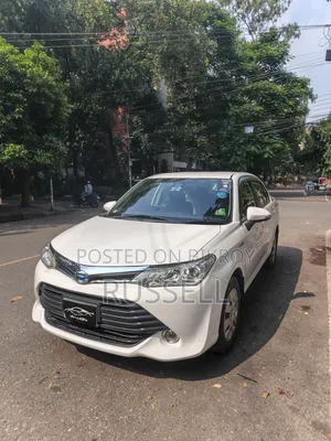Toyota Axio 1.5 Hybrid 2WD 2017 White