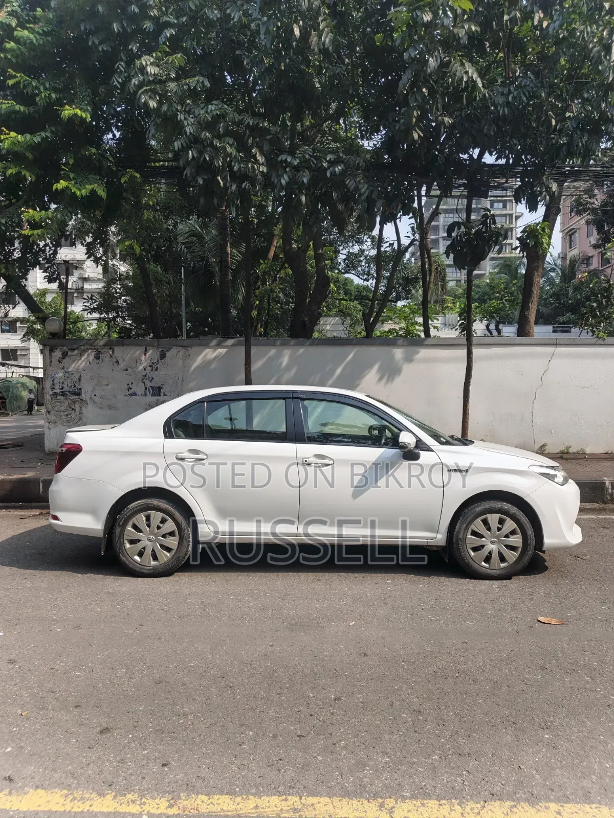 Toyota Axio 1.5 Hybrid 2WD 2017 White