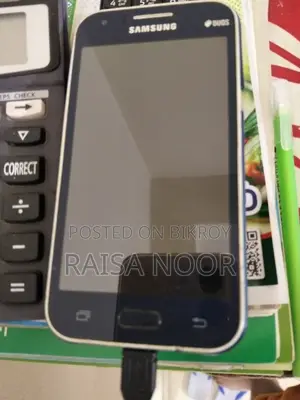 Samsung Galaxy J1 Ace 4 GB Blue
