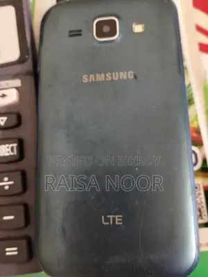 Samsung Galaxy J1 Ace 4 GB Blue