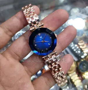 ❤️Women Watch❤️