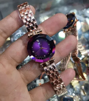 ❤️Women Watch❤️