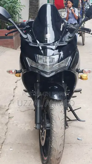 সুজুকি জিক্সার এসএফ ২০২১ কালো