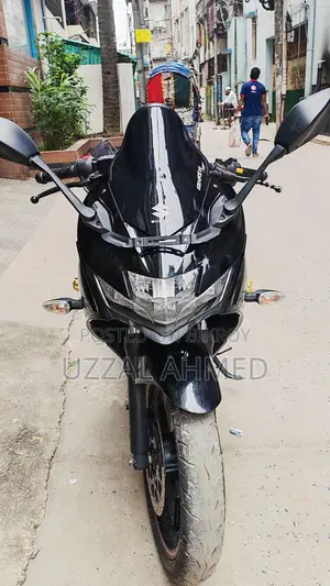 সুজুকি জিক্সার এসএফ ২০২১ কালো