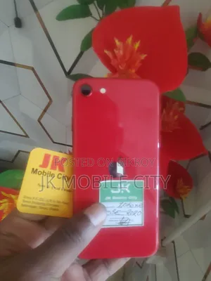 Apple iPhone SE 64 GB Red