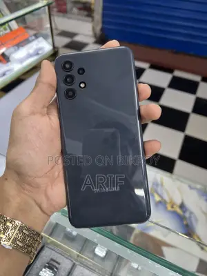স্যামসাং গ্যালাক্সি এ১৩ ১২৮ জিবি ব্ল্যাক