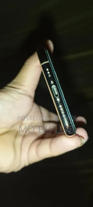 অ্যাপল আইফোন এক্সএস ৬৪ জিবি গোল্ড