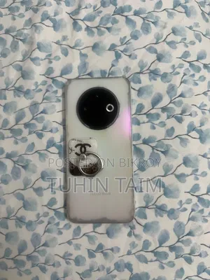টেকনো স্পার্ক ৩০সি ১২৮ জিবি সাদা