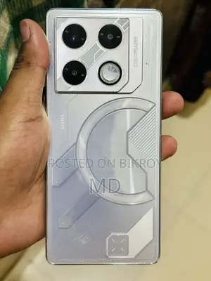 ইনফিনিক্স জিটি ২০ প্রো ১২ জিবি গোল্ড