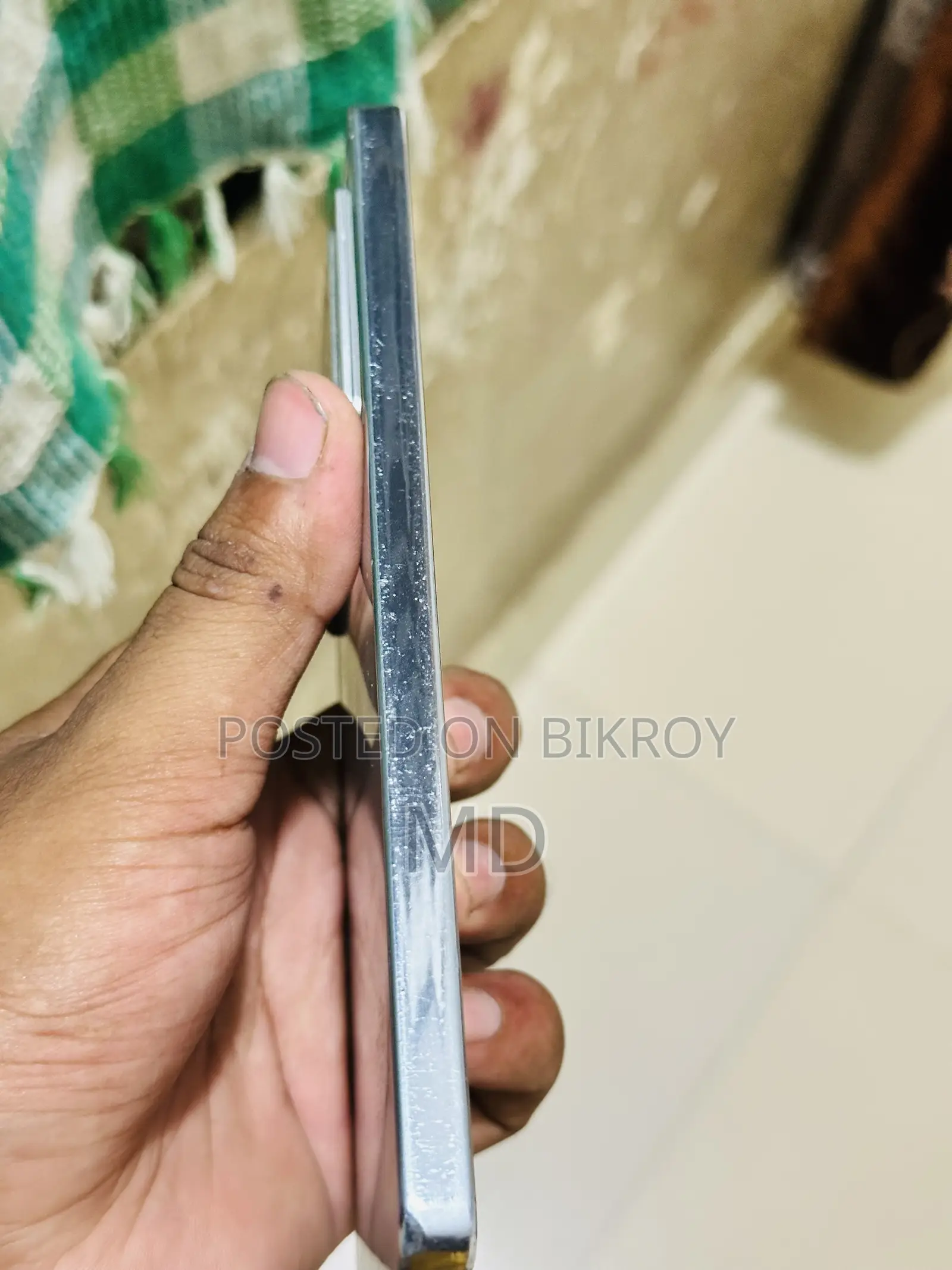 Infinix GT 20 Pro 12 GB Gold