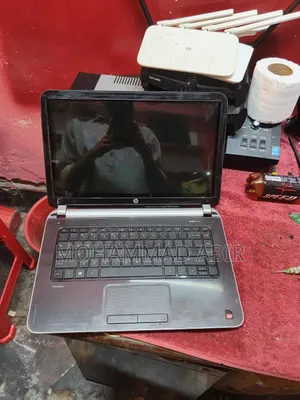 Laptop HP Pavilion 15-cs3063cl 8GB RAM Intel Core i5 500GB HDD