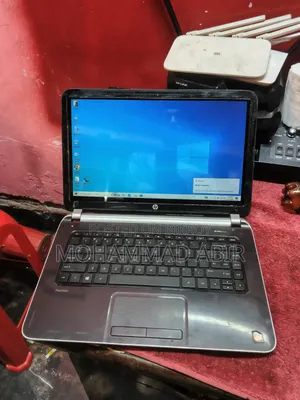 Laptop HP Pavilion 15-cs3063cl 8GB RAM Intel Core i5 500GB HDD