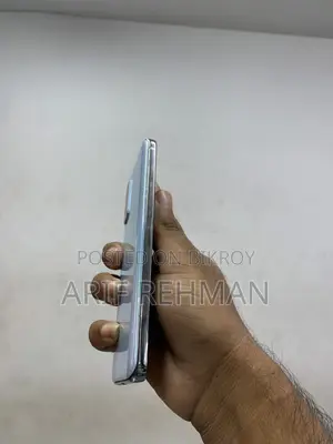 স্যামসাং গ্যালাক্সি এস২০ ৫জি ইউডাব্লিউ ১২৮ জিবি