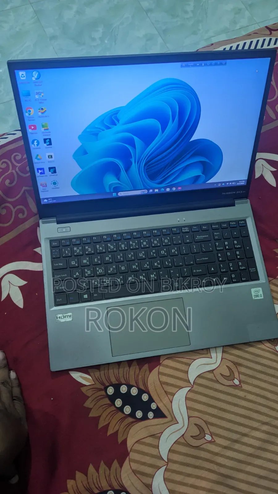 ল্যাপটপ ৮জিবি ইন্টেল কোর আই৩ এইচডিডি ৫১২জিবি