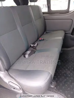 Toyota HiAce 2022 White