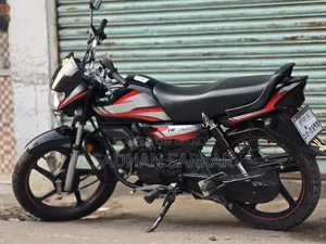 Hero HF Deluxe 2024 Black
