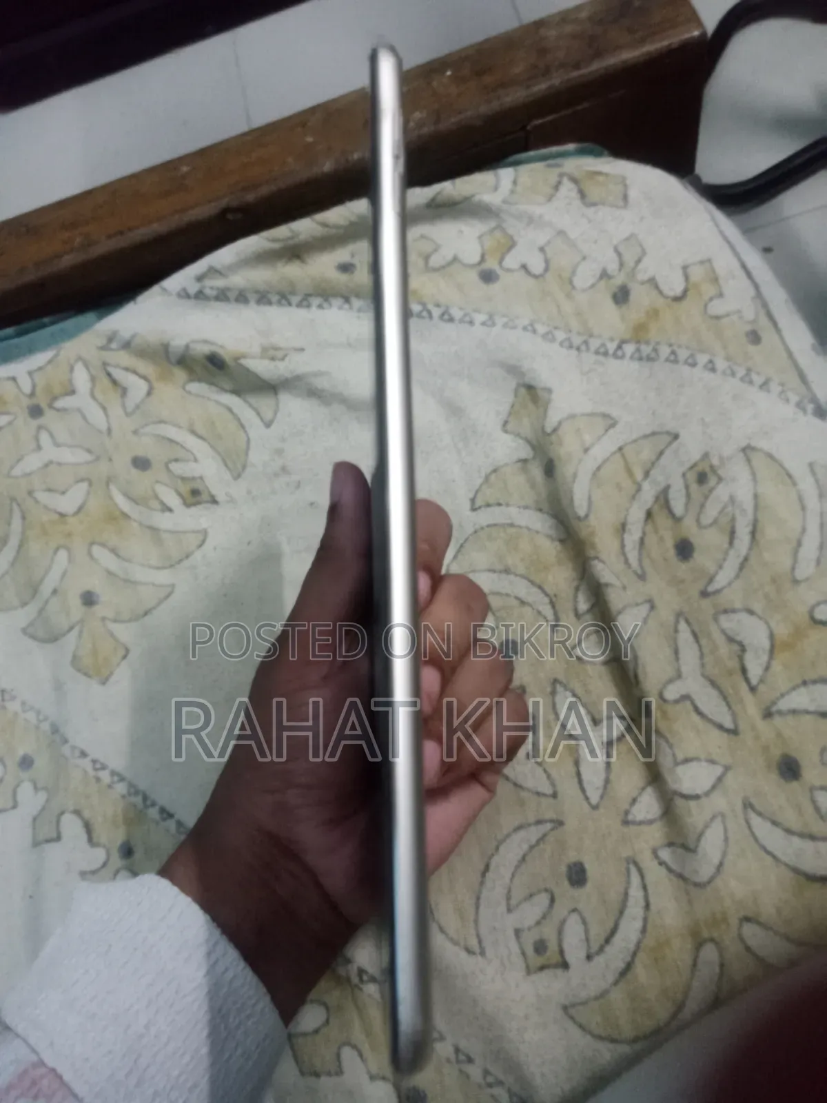 Apple iPad Wi-Fi 4 GB