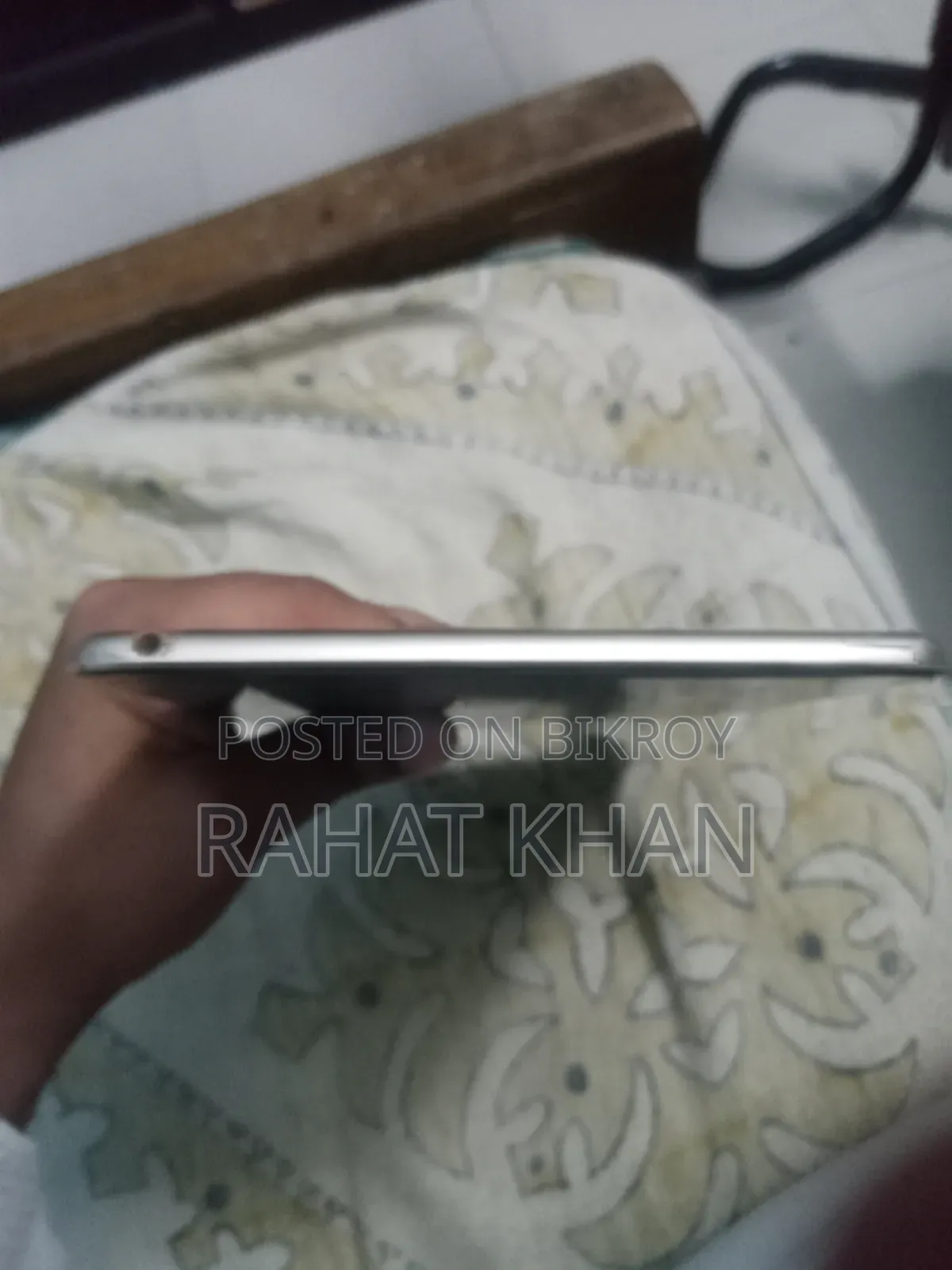Apple iPad Wi-Fi 4 GB