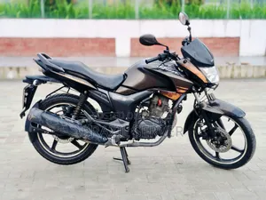 হিরো হাংক ২০১৮ কালো