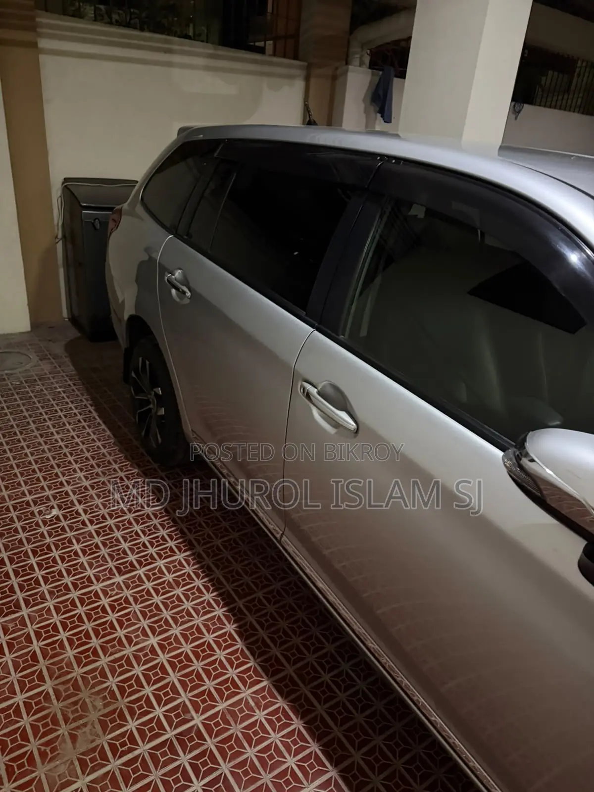 Toyota Corolla Fielder 1.5 Hybrid Front-Wheel Drive 2014 Silver