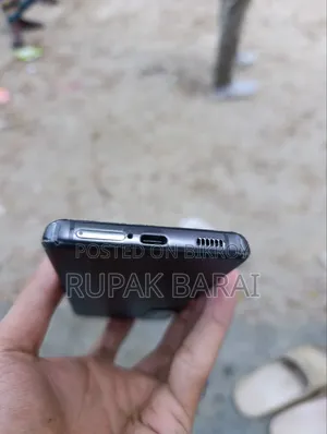 স্যামসাং গ্যালাক্সি এস২১ ৫জি ১২৮ জিবি কালো