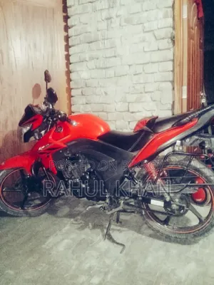 হাওজুয়ে টিআর১৫০এস ২০১৮ লাল