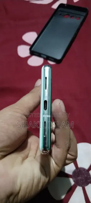 গুগল পিক্সেল ৭ প্রো ১২৮ জিবি হোয়াইট