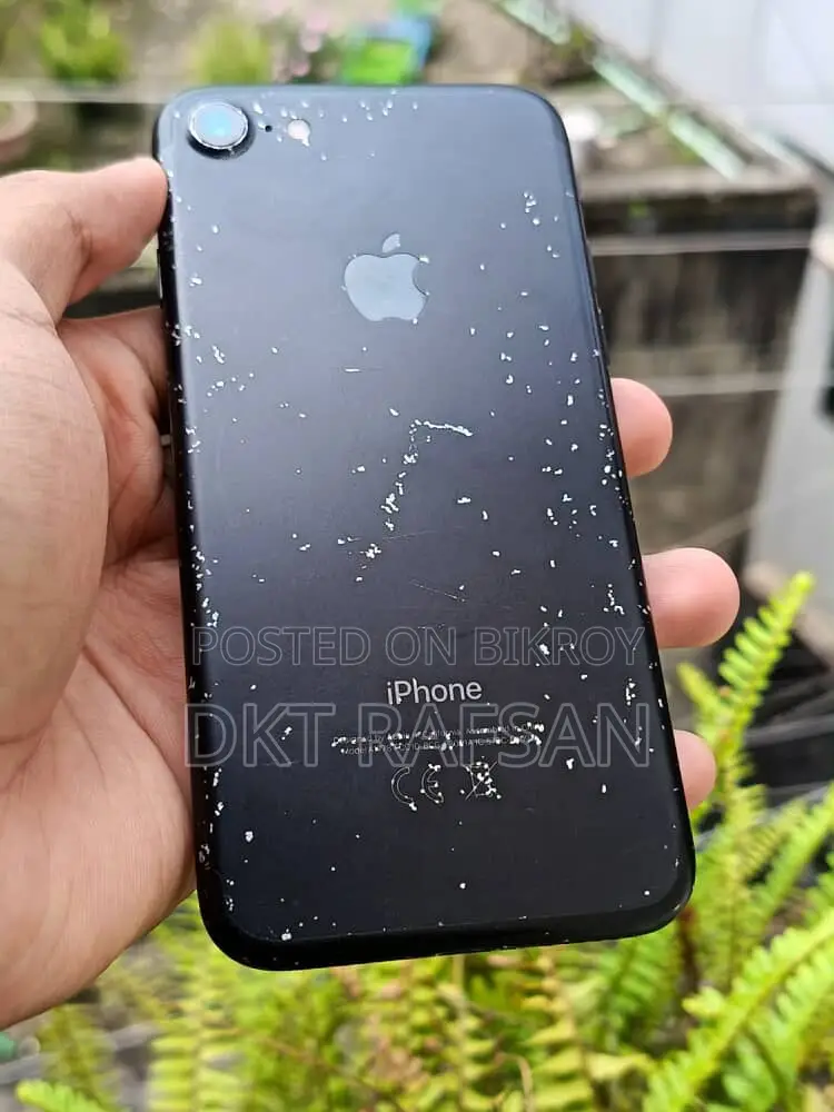 অ্যাপল আইফোন ৭ ৩২ জিবি ব্ল্যাক