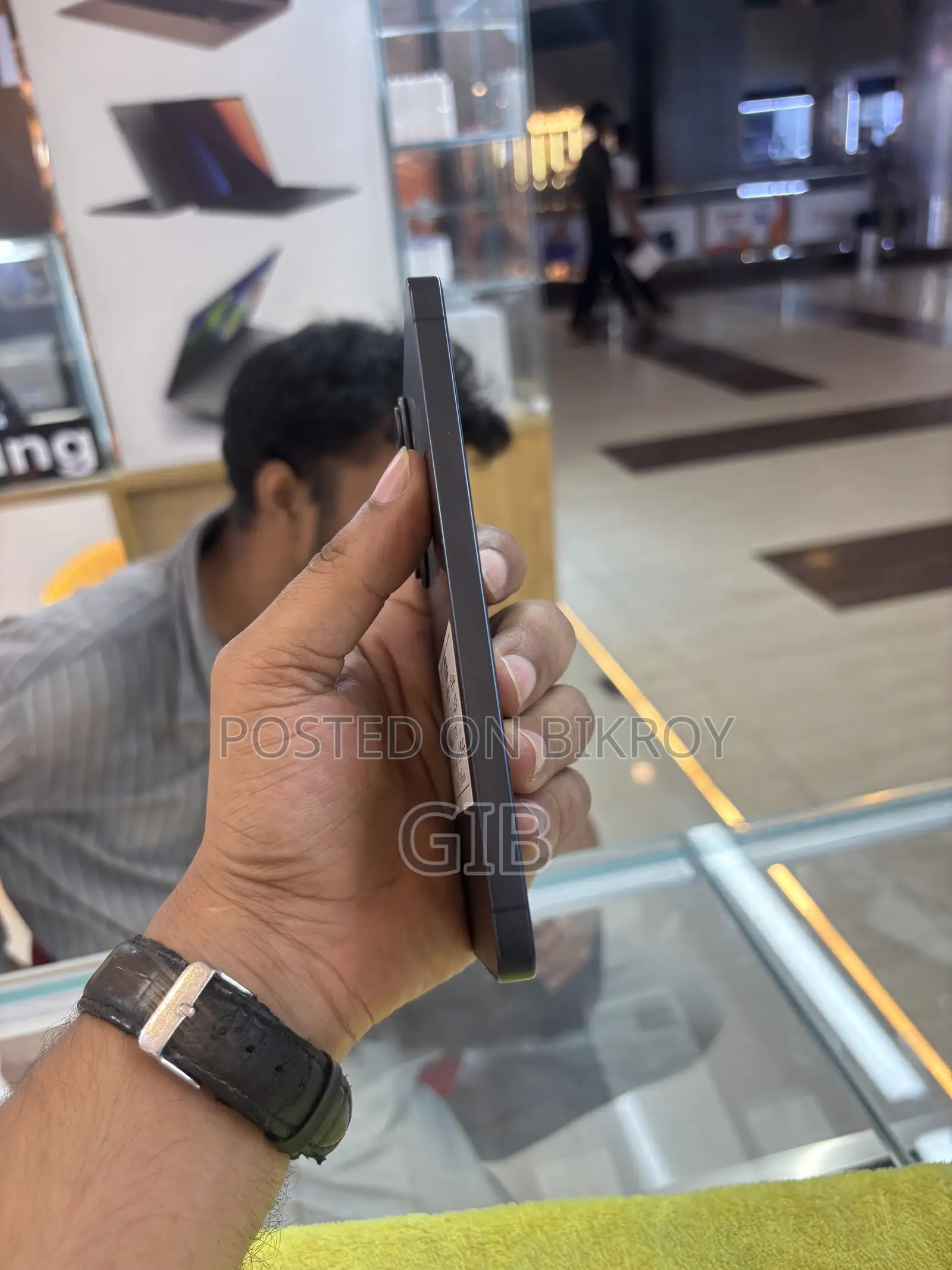 স্যামসাং গ্যালাক্সি এস২৬ ২৫৬ জিবি ব্ল্যাক